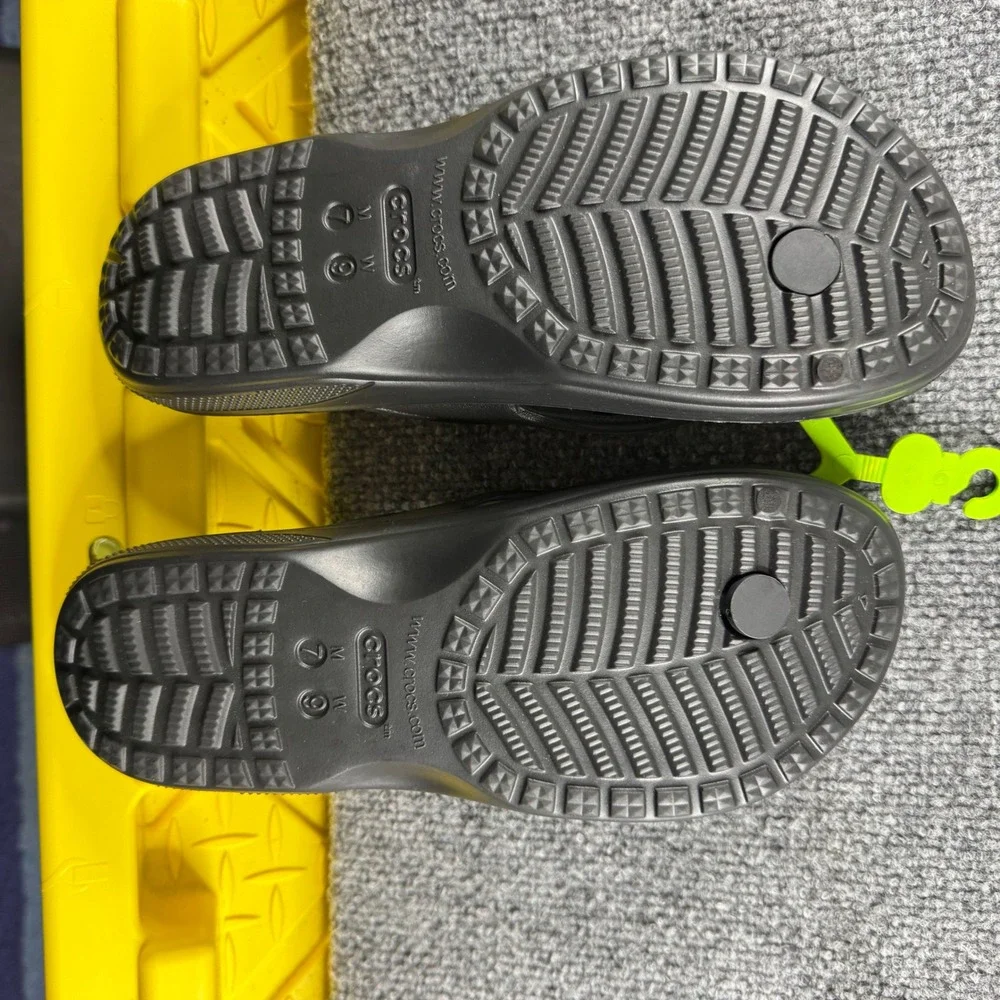 Crocs Baya II Flip Black Sandals Mens 7 Womens 9 Thong 208192-001 New NWT